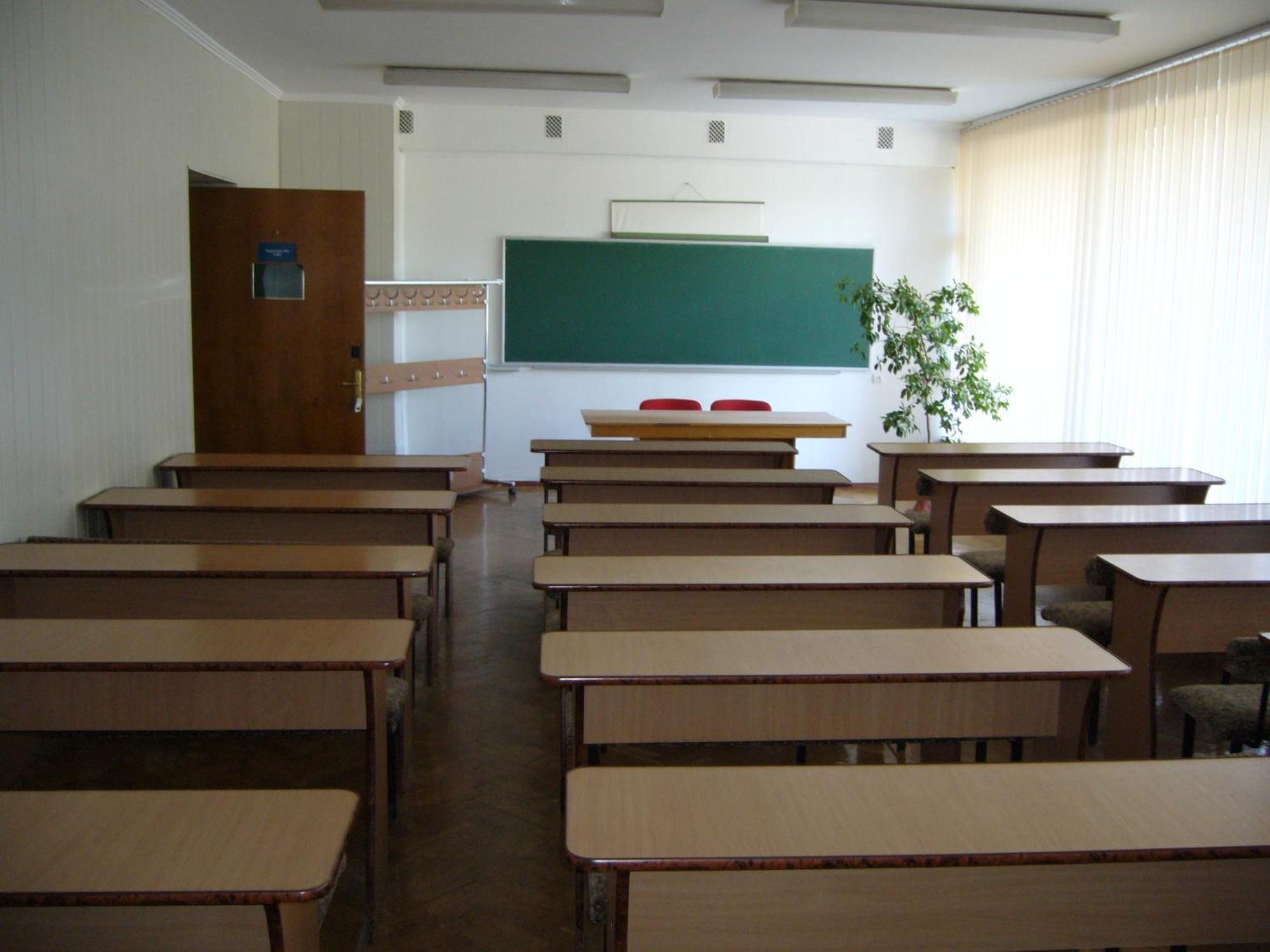 Hotel Profspilkovyi Lutsʼk Екстериор снимка